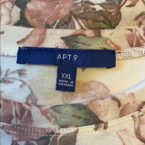 👑 Apt. 9 XXL Floral Top - Picture 5 of 6